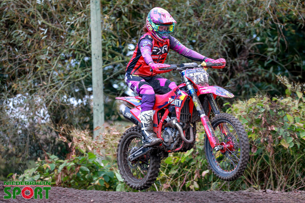 OpenTrack2024_Sonntag_Hobbyfahrer_010 | Bildergalerie von Sport-Ereignissen aber auch von weiteren spannenden Dingen - nicht nur vom Niederrhein. In Anlehnung an den bekannten Spruch von Hanns Dieter Hüsch heißt das Motto: "Niederrhein ist überall".  - Realisiert mit Pictrs.com