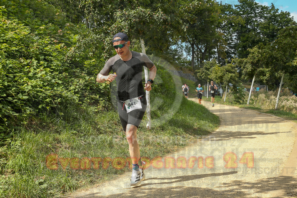 250824_1414_EX1_5486 | Sportfotografie im Rhein-Sieg Kreis, Köln, Bonn, NRW, Rheinland Pfalz, Hessen, etc. Unser Tätigkeitsfeld umfasst den Laufsport vom Volkslauf über den Marathon, Duathlon, Triathon bis zum Ultralauf wie Kölnpfad Ultra oder Schindertrail.