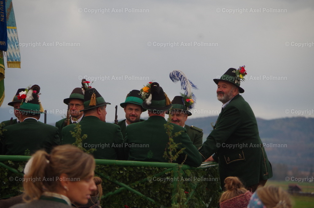 IMGP9716 | fotografiert von Axel PollmannLeonhardi Wallfahrt Benediktbeuern und Murnau, Fronleichnam, Fasching, Landschaft im Loisachtal und Benediktbeuern  - Realisiert mit Pictrs.com
