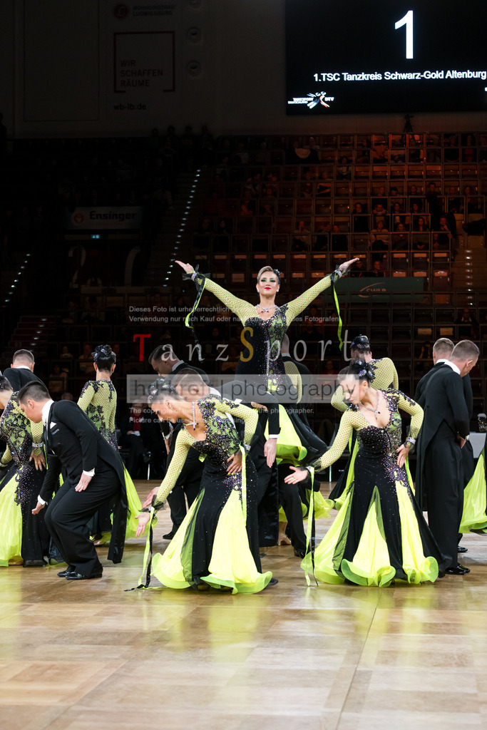 20241109_DM-Formationen_Vorrunde_3190 | Tanzsportbilder, Standardtanz, Lateintanz, WDSF, DTV, LTVB, dancecomp, goc, hessen tanzt, blaues band der spree, walzer, tango, wiener walzer, slowfox, quickstepp, samba, rumba, cha-cha-cha, paso doble. jive, hd-kroft photography, turniertanzsport