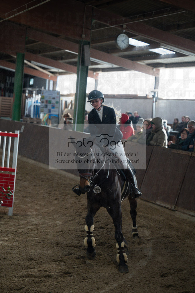 Hallenreittunier Voxtrup 2023 | Entdecke hochwertige Reitturnierfotos von Foto Oger. Professionell, emotional und authentisch – jetzt Lieblingsmomente im Shop bestellen.Deutschlandweite Turnierfotografie. - Realisiert mit Pictrs.com