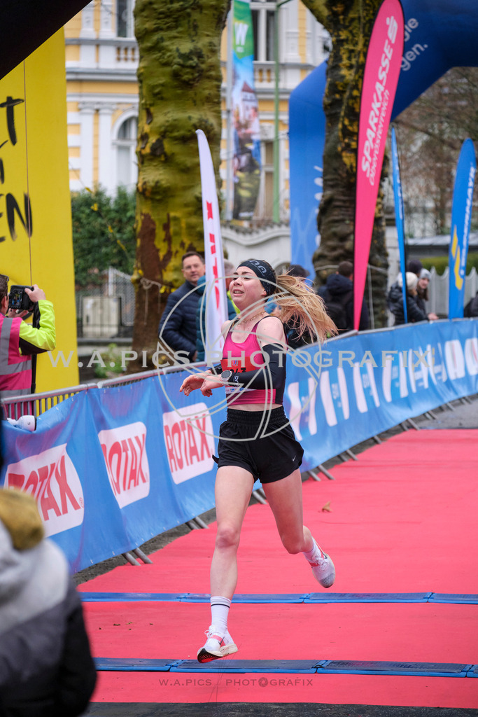 ..... | AUSTRIA, Wels, 30.03.25, ALOHA Wels Halbmarathon, Image Shows: , Foto: Wapics/RING M.