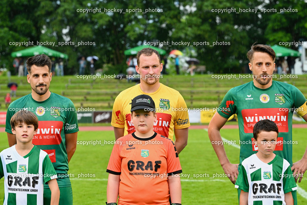 SV Rapid Lienz vs. URC Thal Assling | #2 Patrick Eder Rapid Lienz, #1 Julian Weiskopf Rapid Lienz, #5 Manuel Eder Rapid Lienz, SV Rapid Lienz vs. URC Thal Assling, SV Rapid Lienz vs. URC Thal Assling am 08.06.2024 in Lienz (Dolomiten Satadion), Austria, (Photo by Bernd Stefan)