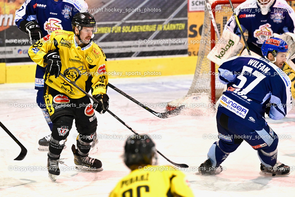 ESC Steindorf vs. EC Hornets Spittal 20.2.2024 | #22 Thaler Tim EC Hornets Spittal, #57 Wilfan Franz ESC Steindorf, ESC Steindorf vs. EC Hornets Spittal 20.2.2024, ESC Steindorf vs. EC Hornets Spittal 20.2.2024 am 20.02.2024 in Steindorf (Ossiachersee Halle), Austria, (Photo by Bernd Stefan)