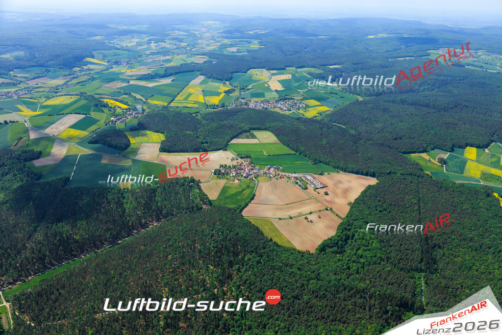 Die Luftaufnahme Schindelsee - Rauhenebrach wurde vom UL-Flugzeug (keine Drohne) aus fotografiert.Hohe Druck- Auflösung-die Geschenkidee!