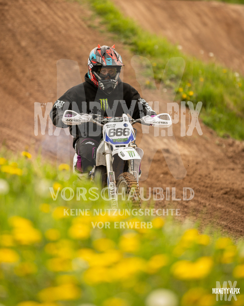 866A5393 | mxndyyvipix
