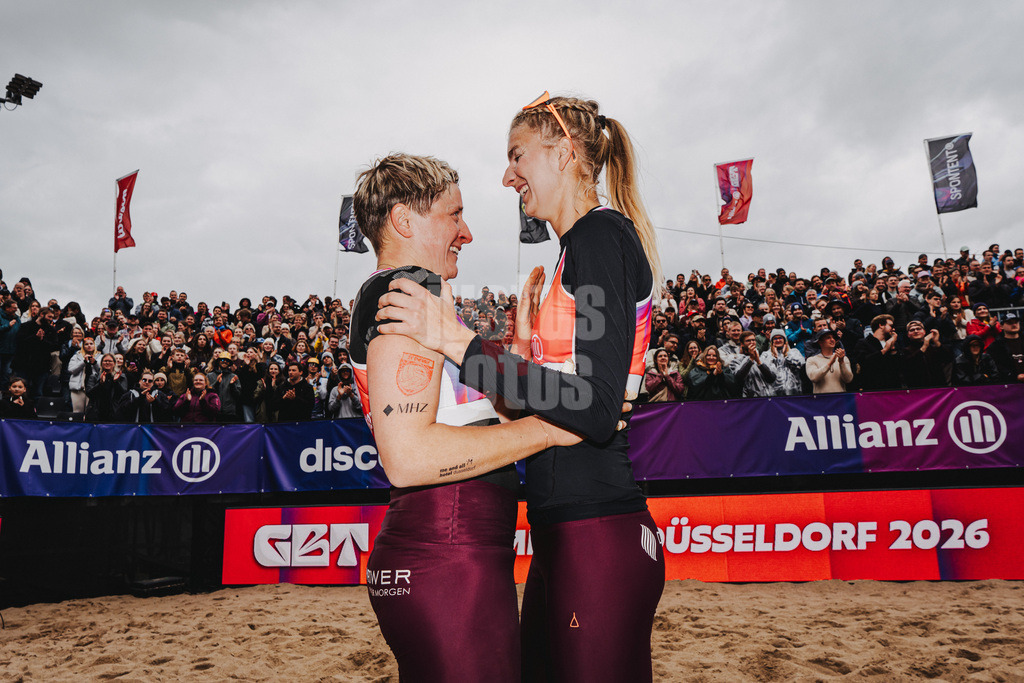 Beachvolleyball | Frauen | Allianz German Beach Tour 2026 | Tourstop Düsseldorf | 17.05.2026 | v.l. Melanie Gernert und Nele Barber gewinnen das Turnier in Düsseldorf