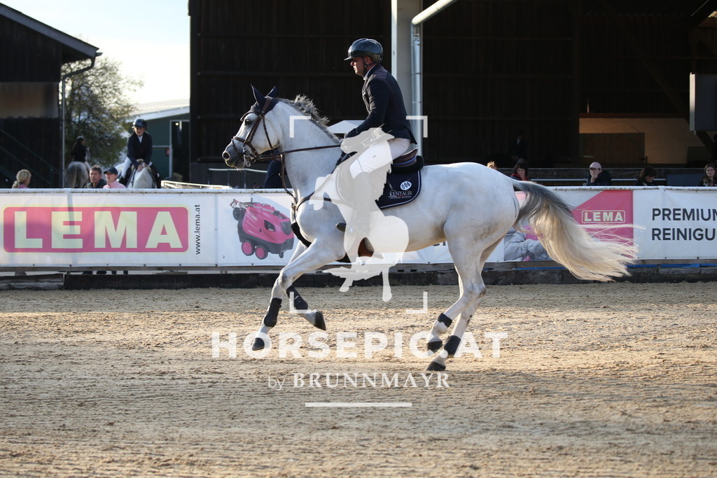 DL2Q6285 | Willkommen bei Brunnmayr - Design & Fotografie – Ihrem Spezialisten für Reitturniere und Pferdeveranstaltungen in Oberösterreich, Salzburg und Bayern! Seit über 17 Jahren sind wir leidenschaftlich dabei.