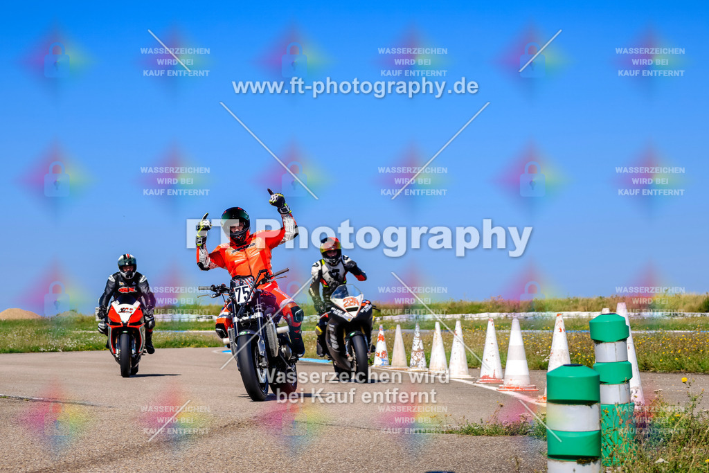 _TOU2816 | Hier findet Ihr Bilder von Touristenfahrten auf der Nürburgring Nordschleife oder von anderen Veranstaltungen die ich besucht habe. Viel Spass beim Durch Schauen 