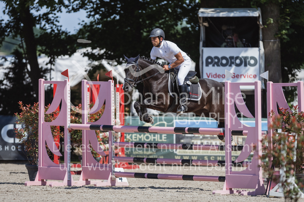 230610_Mühlen_Quali6j-204 | Deine schönsten Turniermomente als professionelle Fotos! Entdecke hochwertige Pferdesport-Fotografie im Online-Shop. Jetzt Fotos finden & bestellen!