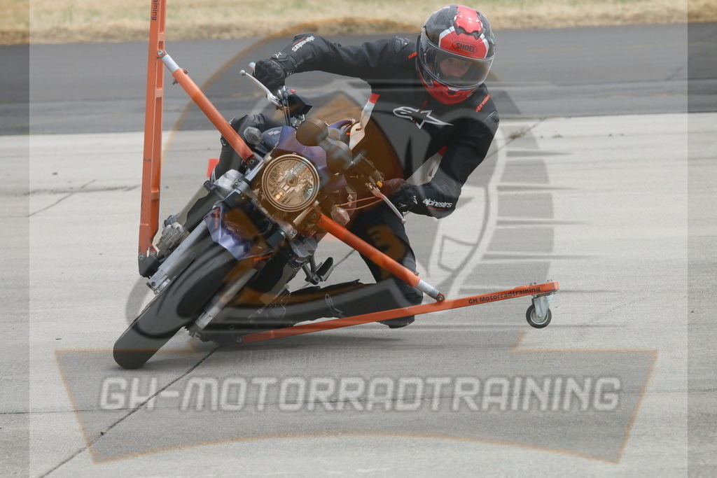 IMG_3255 | gh-motorradtraining-foto.de - Realisiert mit Pictrs.com