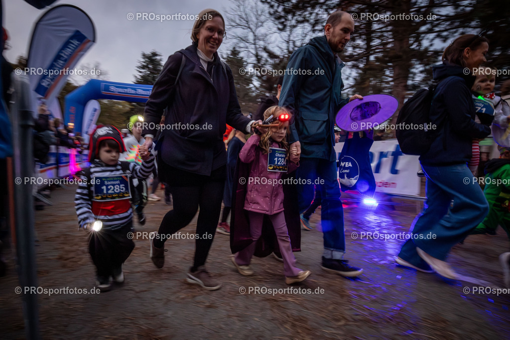 Halloween Run 2025 in Koeln, 31.10.2025 | Impressionen vom Halloween Run 2025 am 31.10.2025 in Koeln (Forstbotanischer Garten Rodenkirchen). Foto: Axel Kohring/Beautiful Sports