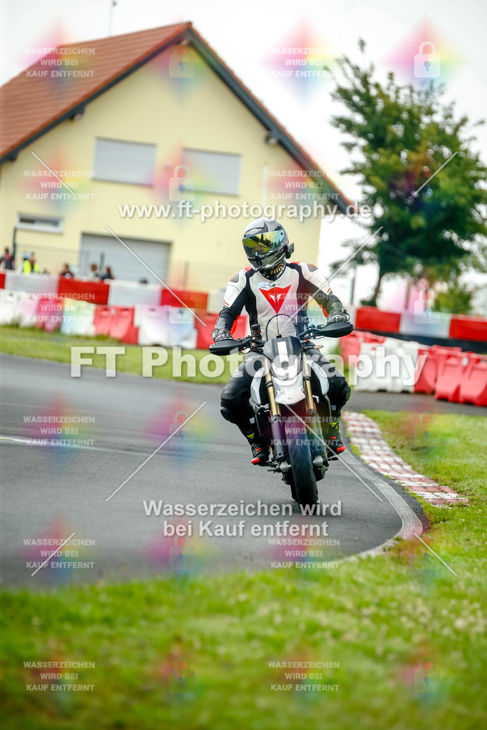 VBK-3785 | Hier findet Ihr Bilder von Touristenfahrten auf der Nürburgring Nordschleife oder von anderen Veranstaltungen die ich besucht habe. Viel Spass beim Durch Schauen 