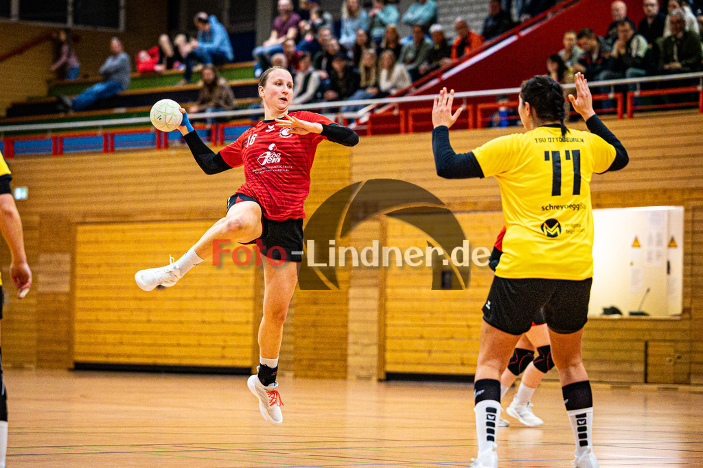 TSV Weiheim gegen TSV Ottobeuren | Bezirksoberliga Handball Frauen 2024/25, TSV Weiheim gegen TSV Ottobeuren, 20250118,Lena Sophia STADLER (TSV Weilheim 16) in Aktion,2025-01-18 in Weilheim (Jahnhalle)Lena Sophia STADLER (TSV Weilheim 16)Copyright: WolfgangxLindner foto-lindner.de