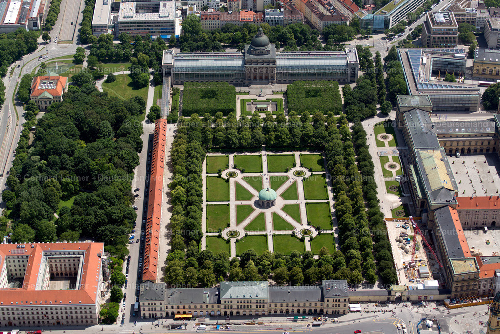 3804143 | Hofgarten, München