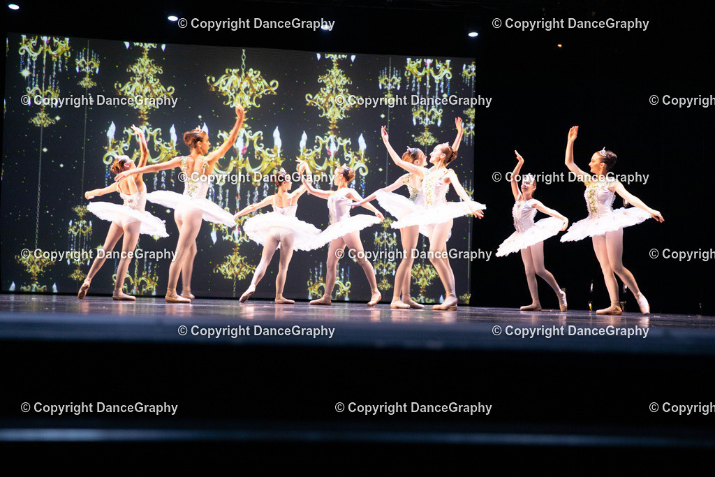 GPHY5877 | DanceGraphy - Realisiert mit Pictrs.com