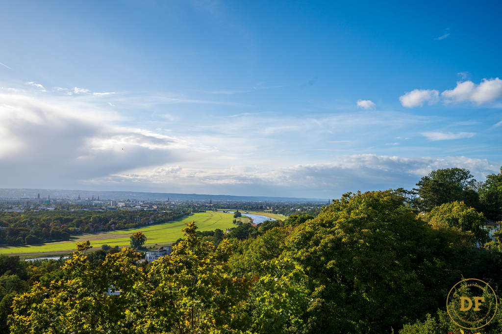 20251005-_DF83597 | Geschenke, Wandbilder und Accessoires mit Motiven aus Dresden und anderen schönen Orten zur Verschönerung Deines zu Hauses und zum verschenken gewünscht? Wähle Deine Lieblingsbild auf dem Produkt Deiner Wahl. 