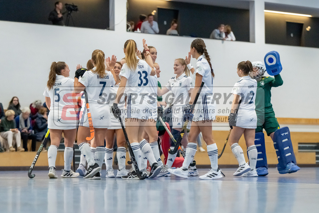 HK_20241201_109451 | 1. Bundesliga Halle Damen Düsseldorfer HC - Schwarz Weiss Köln am 1.12.2024 DHC, Düsseldorf ,