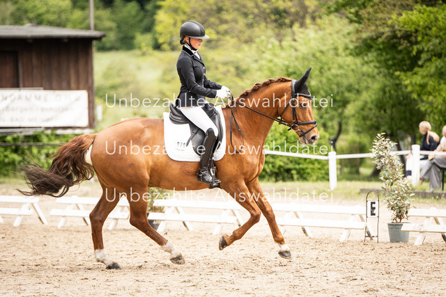 Bad_Meinberg_09667 | saradresslerfotografie - Realisiert mit Pictrs.com
