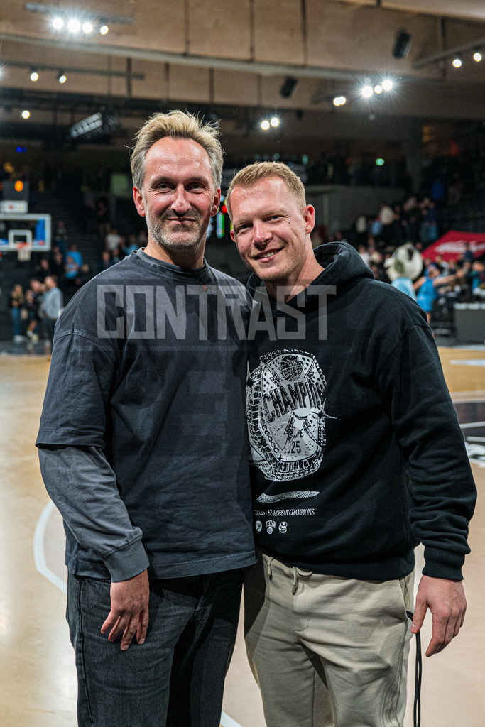 Basketball I Herren I Bundesliga I Saison 2025/2026 I 8. Spieltag I Veolia Towers Hamburg - MHP Riesen Ludwigsburg | CONTRAST ZERØ MEDIA - Realisiert mit Pictrs.com