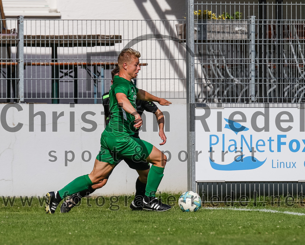 2023-07-09_076_FC_Forstern_gegen_SpVgg_Neuching | Forstern, Deutschland, 09.07.2023:
Fußball, Kreisklasse 2023 / 2024, Testspiel, FC Forstern gegen SpVgg Neuching, Endergebnis: 2:4

Niklas Kasper (FC Forstern, #7)

Foto: Christian Riedel / fotografie-riedel.net