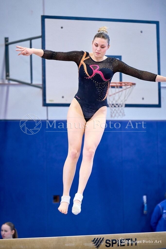 2024-04-19-1-1-A-DSC00483 | Professionelle Sportfotografie in Hamburg, Schleswig-Holstein und Niedersachsen – spezialisiert auf Rhönrad, Geräteturnen, Leistungsturnen und rhythmische Sportgymnastik. Bundesweite Begleitung von Rhönrad-Events. Jetzt Sport-Fotos - Realisiert mit Pictrs.com