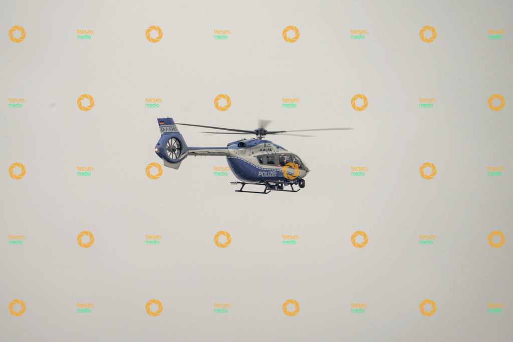 Flughafen Düsseldorf Polizei Hubschrauber | Foto: Daniel Böhm | bonum.media - Realisiert mit Pictrs.com
