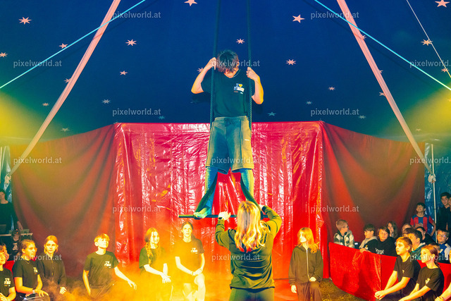 Zirkusvorstellung der MS Feldkirchen Digital | Bildershop von pixelworld.at - Realisiert mit Pictrs.com
