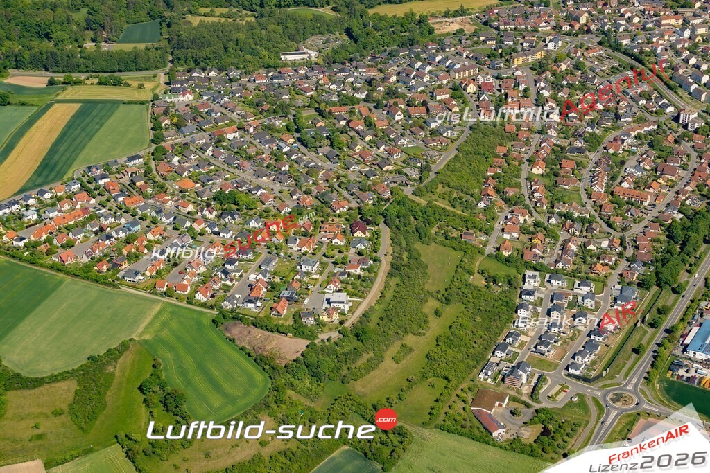 Luftaufnahme von Zeil am Main - Die Luftaufnahme wurde 2025 vom UL-Flugzeug heraus erstellt ( keine Drohne ) - Hochauflösende Luftaufnahme - für professionelle Ausdrucke geeignet. Die Geschenkidee !Mit Lizenz und Bildrechte bestellbar