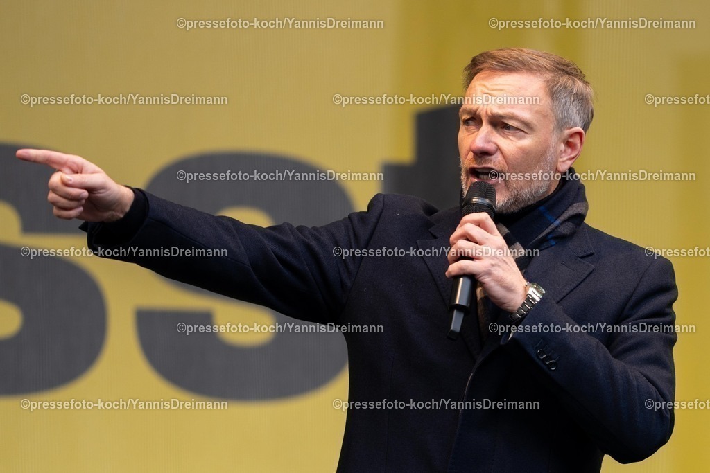 xYDR20022501045 | 20.02.2025, xydrx, Düsseldorf, Wahlkampfveranstaltung FDP: Spitzenkandidat Christian Lindner (Freie Demokratische Partei)