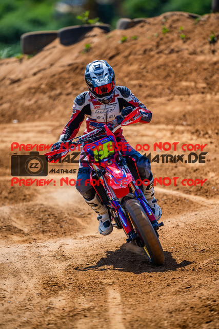 MaZZes_FotoMatrix_240511_6007705_3785 | S2