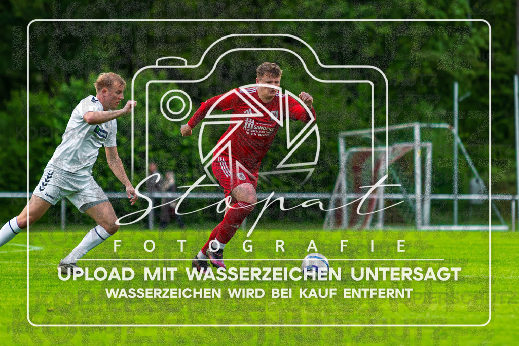 Bezirksliga Herren LG - TV Jahn Schneverdingen II vs. Buchholzer FC | Julius Thorge Baden (TV Jahn Schneverdingen II #3); Bezirksliga Herren LG - TV Jahn Schneverdingen II vs. Buchholzer FC am 15.05.26 in Osterwald-Stadion, Schneverdingen - Realisiert mit Pictrs.com