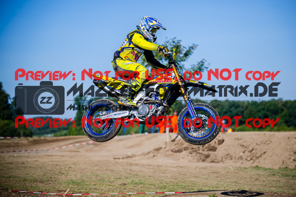 MaZZes_FotoMatrix_220904_3002 | S2