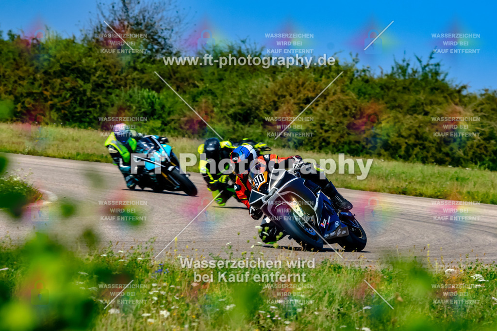 090-3621 | Hier findet Ihr Bilder von Touristenfahrten auf der Nürburgring Nordschleife oder von anderen Veranstaltungen die ich besucht habe. Viel Spass beim Durch Schauen 