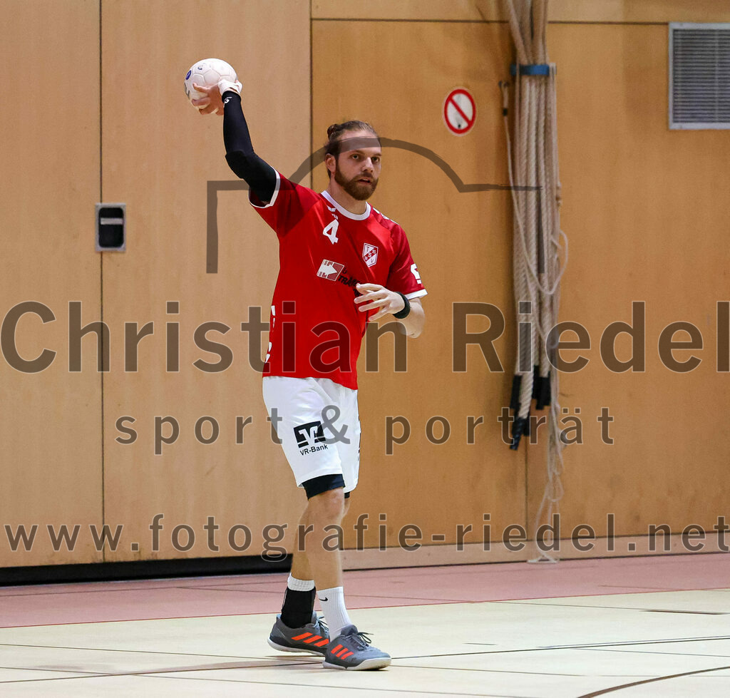 2022-10-01_006_SpVgg_Altenerding_II_gegen_TSV_Taufkirchen-Vils | Erding, Deutschland, 01.10.2022:
Handball, Bezirksklasse Männer 2022 / 2023, 1. Spieltag, SpVgg Altenerding II gegen TSV Taufkirchen/Vils, Endergebnis: 21:32

Thomas Anhoffer (TSV Taufkirchen/Vils, #4)

Foto: Christian Riedel / fotografie-riedel.net