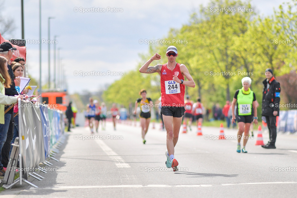 _KP18970_1 | 13.04.2025, xkaix, Leichtathletik Deutsche Meisterschaft 2025, Straßengehen v.l. Christopher Linke (SC Potsdam) - Realisiert mit Pictrs.com