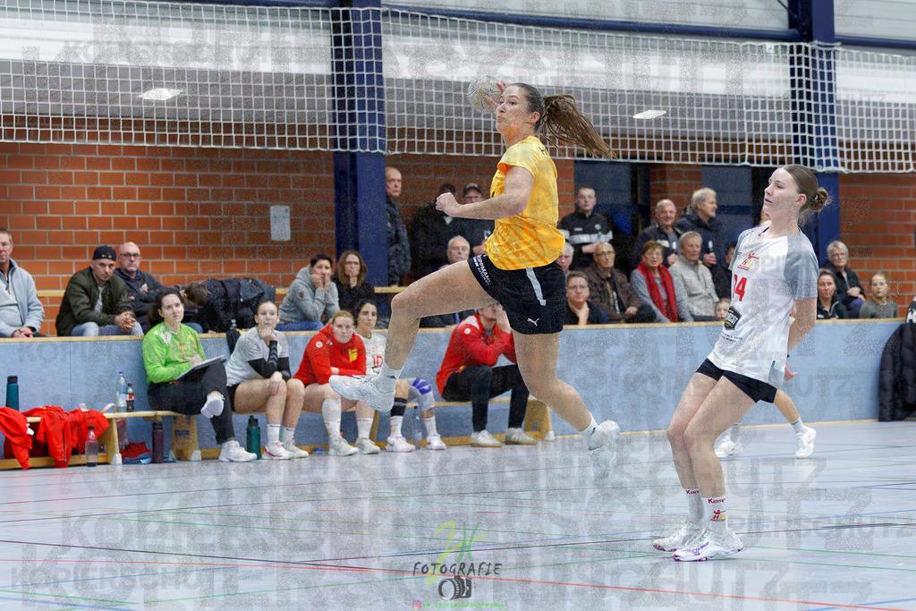 Frauen Oberliga Mitte (HHV); HSG Eibelshausen/Ewersbach - HSG Wettenberg II | Frauen Oberliga Mitte (HHV); HSG Eibelshausen/Ewersbach - HSG Wettenberg II am 13.12.2025 in Steinbrücken (Sporthalle am Hammerweiher)Photo © 2025 - Jörg Heinrich - Realisiert mit Pictrs.com