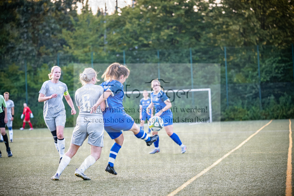 SG Holzhausen / Schölerberg / TuS Nahne - SV Harderberg | Fr.-BZP Weser-Ems · SG Holzhausen / Schölerberg / TuS Nahne - 1. Damen · Sportplatz Auf dem Volke - Realisiert mit Pictrs.com