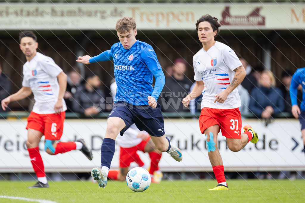 20251004_Picselweb-Fotografie_1R3_3190_web | Bezirkspokal Viertelfinale, SV Ahlerstedt/Ottendorf - SV Drochtersen/Assel II, Ergebnis 0:3. Foto: Jörg Struwe - picselweb.de - Realisiert mit Pictrs.com