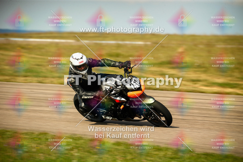 _MOT6138 | Hier findet Ihr Bilder von Touristenfahrten auf der Nürburgring Nordschleife oder von anderen Veranstaltungen die ich besucht habe. Viel Spass beim Durch Schauen 