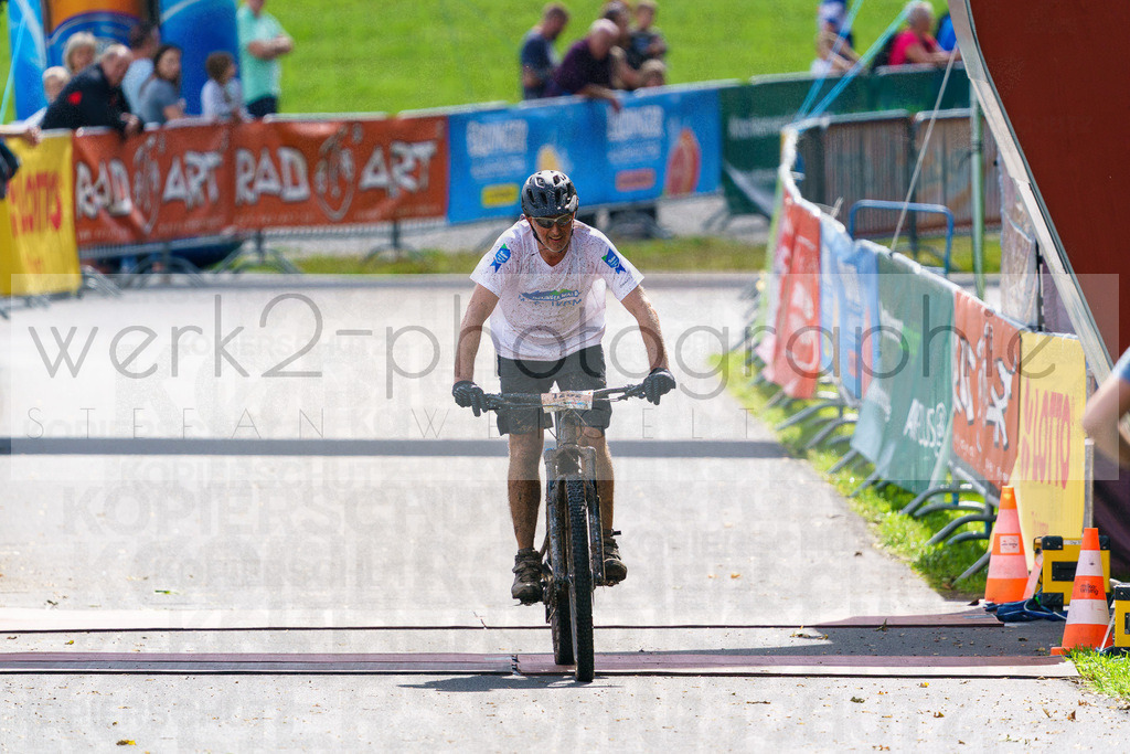 RennsteigRIDE Zieleinlaufbilder | Zieleinlauf RIDE 23