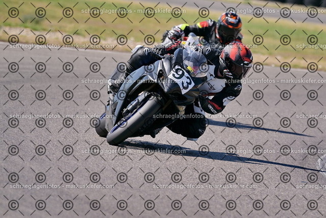 26bt05-0431 | markuskiefer.com - Realisiert mit Pictrs.com