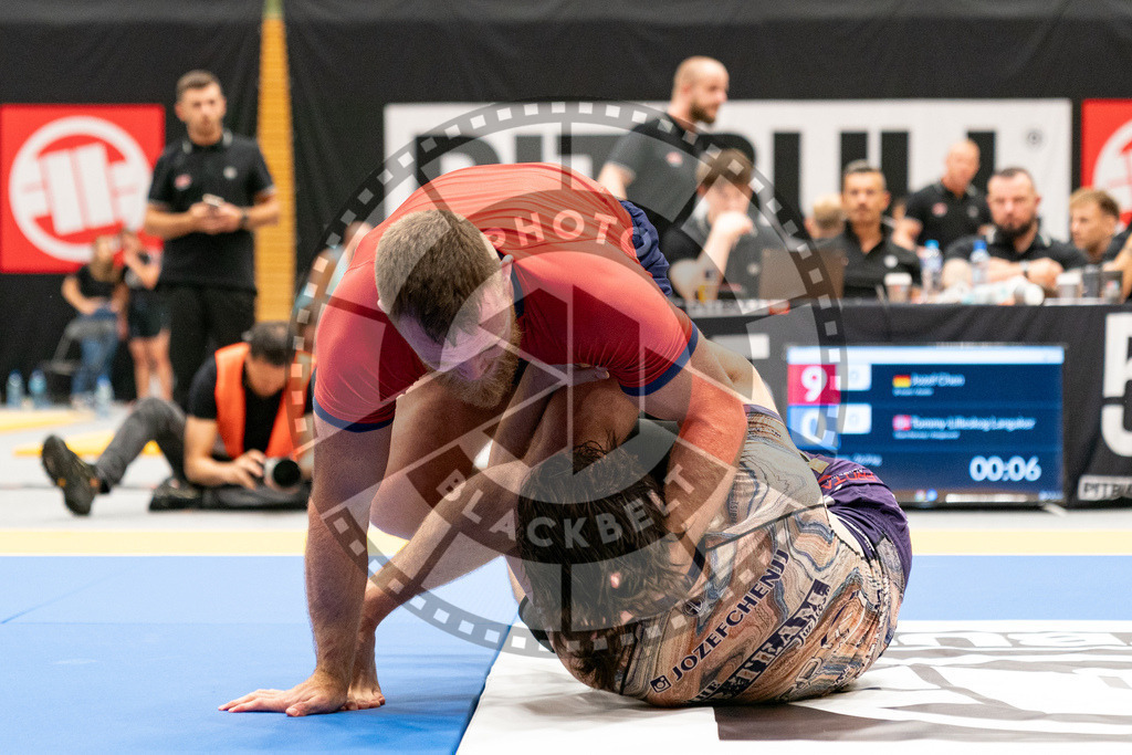 20230916PBB7377 | Fighters compete during the grappling tournement ADCC Trials (European, Middle East and African Championship) in Warsaw, Poland, on September 16, 2023.