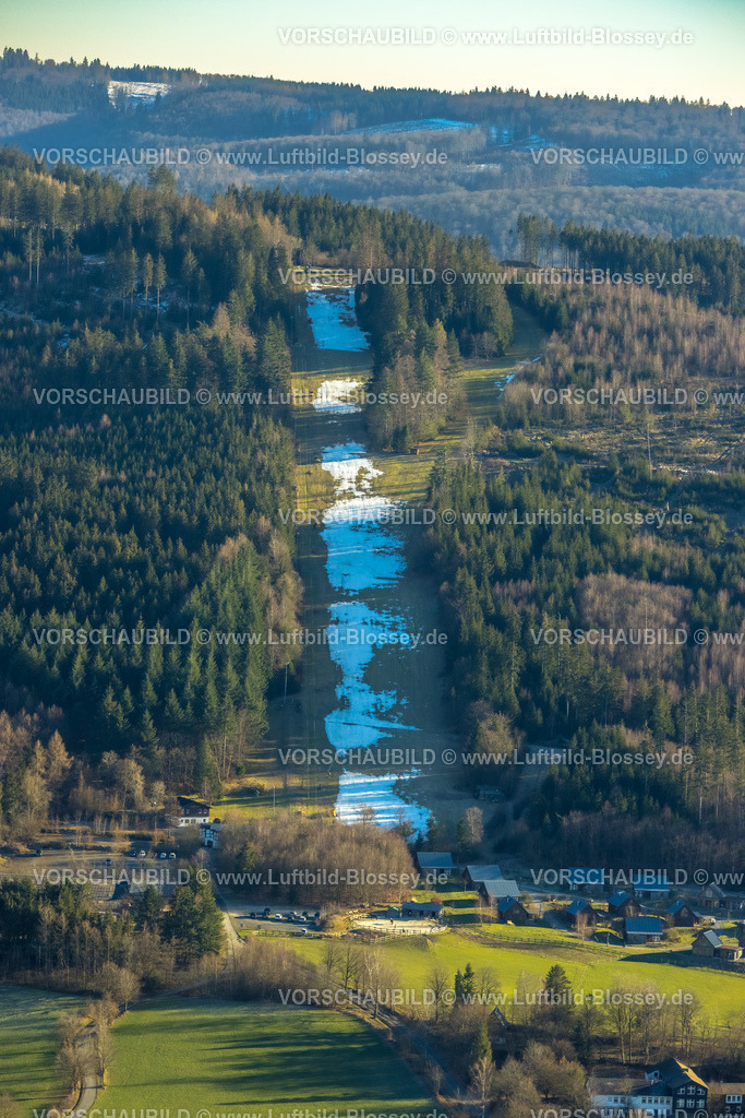 Schmallenberg230205491 | Luftbild, Bergdorf LiebesGrün, Schmallenberger Höhenlift, Skigebiet, Schmallenberg, Sauerland, Nordrhein-Westfalen, Deutschland