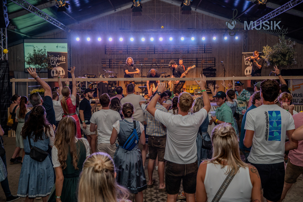 DSC_3460 | "Fussifoto.com – Ihr Ansprechpartner für hochwertige Fotografie! Entdecken Sie kreative Bilder und professionelle Dienstleistungen. Kontaktieren Sie uns für Ihre Projekte!"