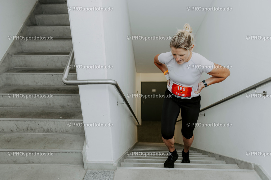 240825_Treppenlauf-529 | Professionelle Fotos Ihrer Laufsportveranstaltung.