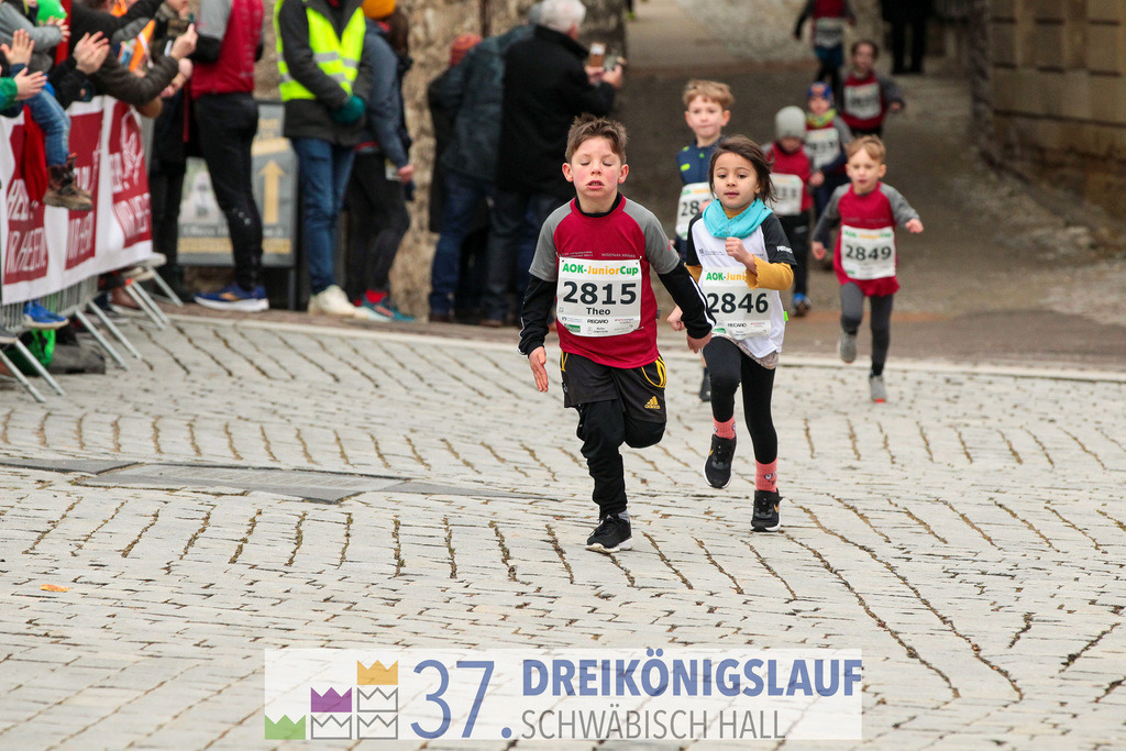 AOK JuniorCup 400m | 3Koenigslauf 2023 - Realisiert mit Pictrs.com