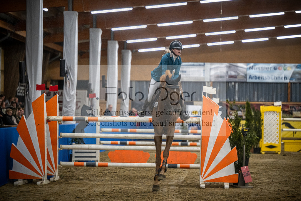 DOS_1498 | Entdecke hochwertige Reitturnierfotos von Foto Oger. Professionell, emotional und authentisch – jetzt Lieblingsmomente im Shop bestellen.Deutschlandweite Turnierfotografie. - Realisiert mit Pictrs.com
