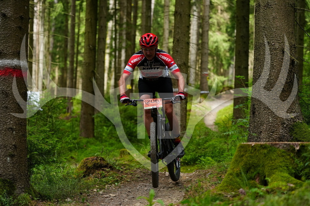 FC100520 | Fotogalerie der Treibjagd im Dunkelwald - Dein MTB Etappenrennen im Erzgebirge - Realisiert mit Pictrs.com