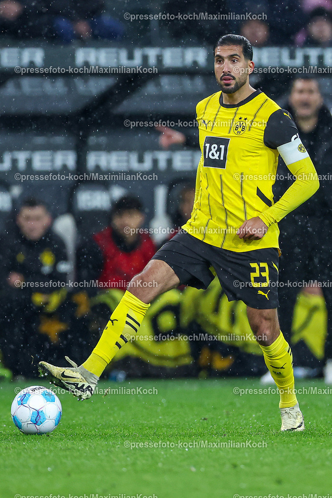 BMG07122401120 | 07.12.2024, Fußball, Borussia Mönchengladbach - Borussia Dortmund, 1. Fußball Bundesliga, Borussia-Park, Saison 2024 2025: Emre Can (BVB #23)DFB regulations prohibit any use of photographs as image sequences and or quasi-video.